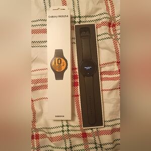 Samsung Galaxy Watch Samsung Galaxy Watch 4 – Black